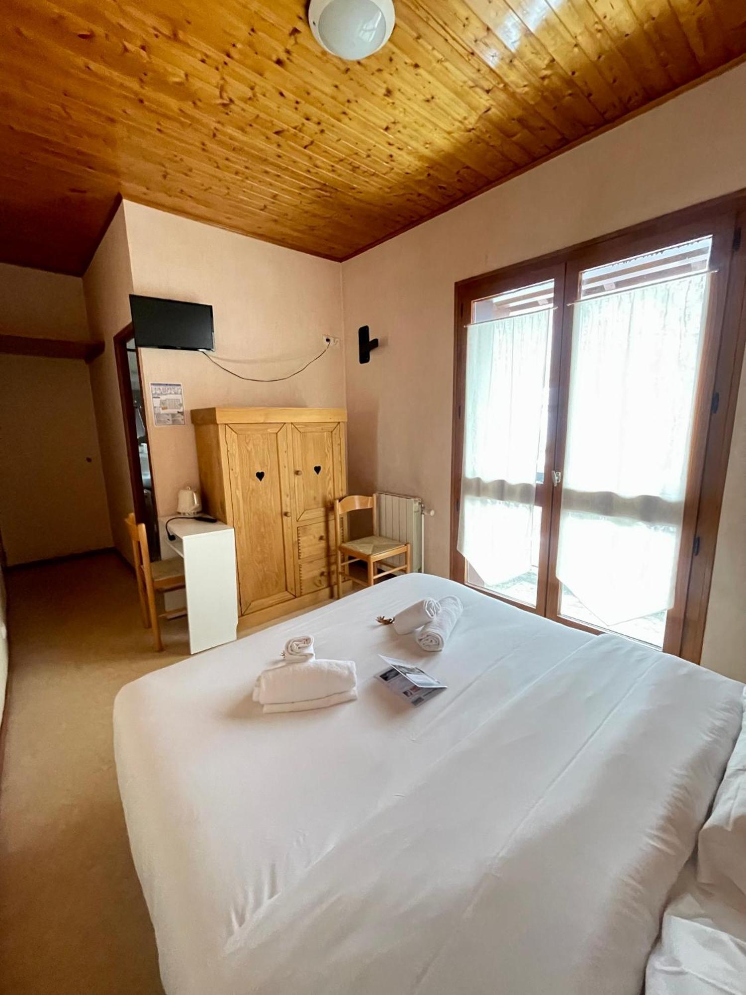 Hotel Le Montblanc Flumet Zewnętrze zdjęcie