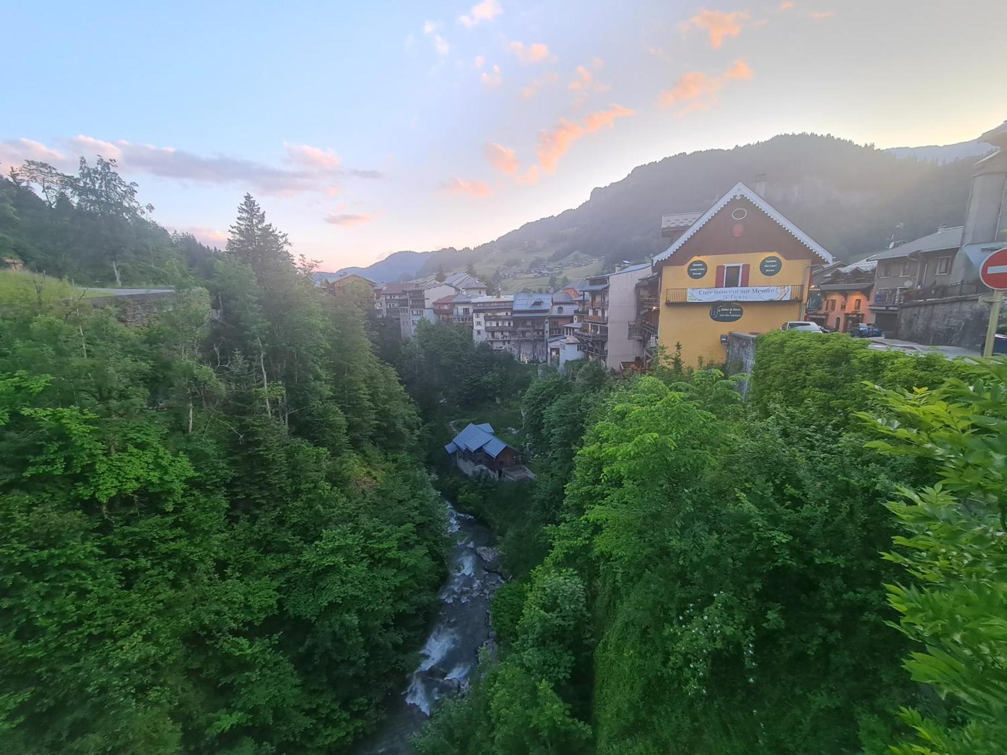 Hotel Le Montblanc Flumet Zewnętrze zdjęcie